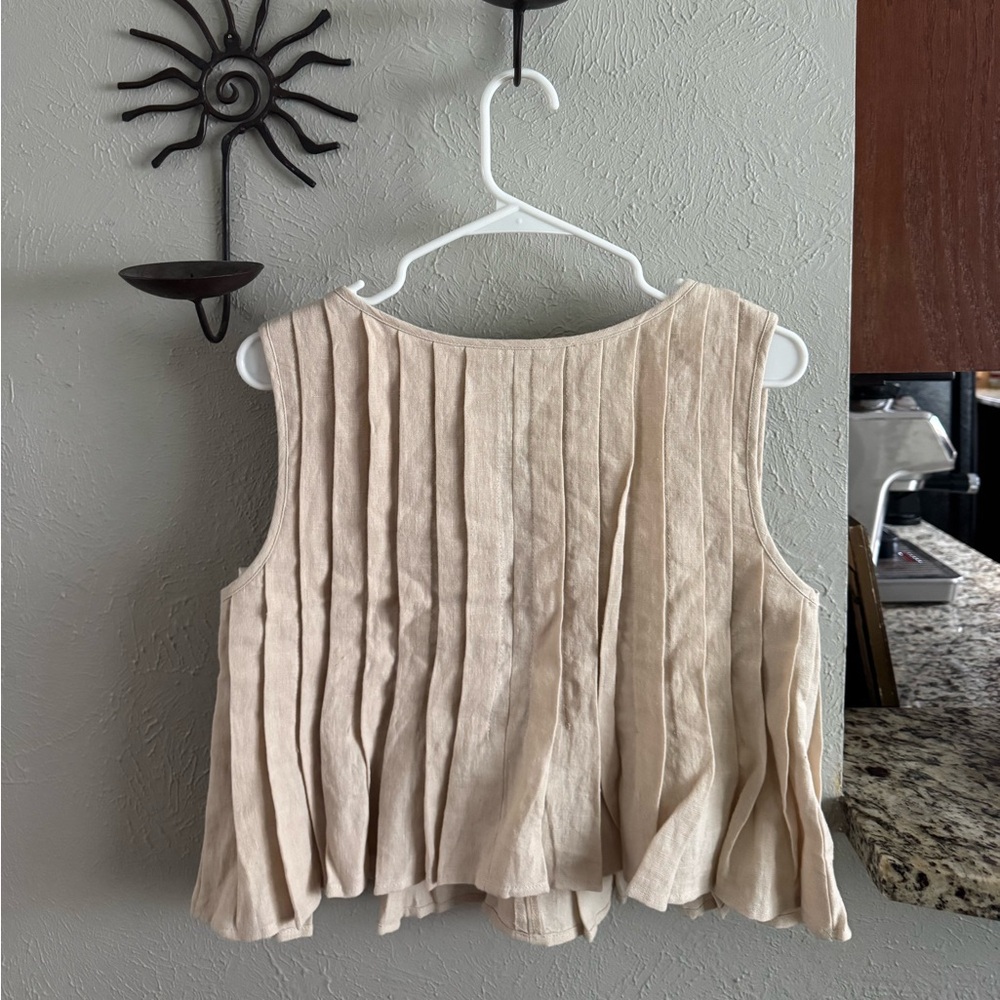 VRG GRL NWT Valeria Pleated Tie Front Blouse - Picture 3 of 3